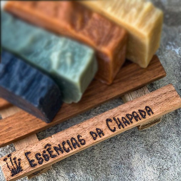 Saboneteira Artesanal de Madeira de Essências da Chapada